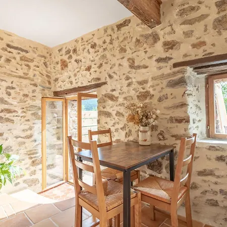 Holiday home Mas Vizern Avec Bain Nordique Taillet