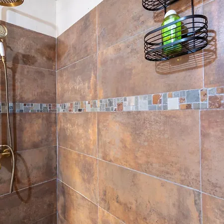 Mas Vizern Avec Bain Nordique Tatil Evi